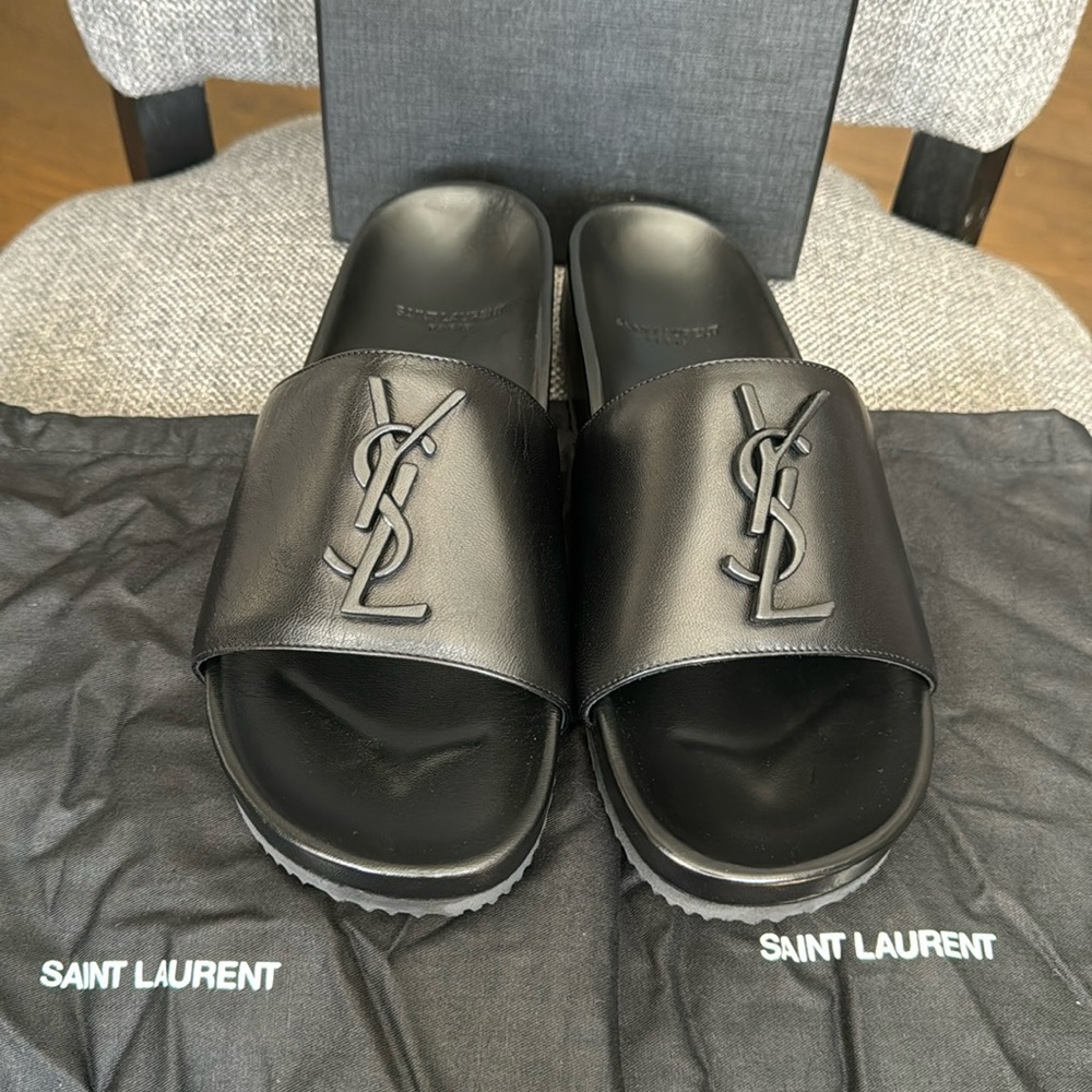 YSL (Yves Saint Laurent) Black Slides NWT size 6.5